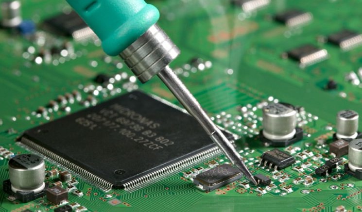 Разбор отказов Floppy Emu: что нашлось в куче забракованных плат